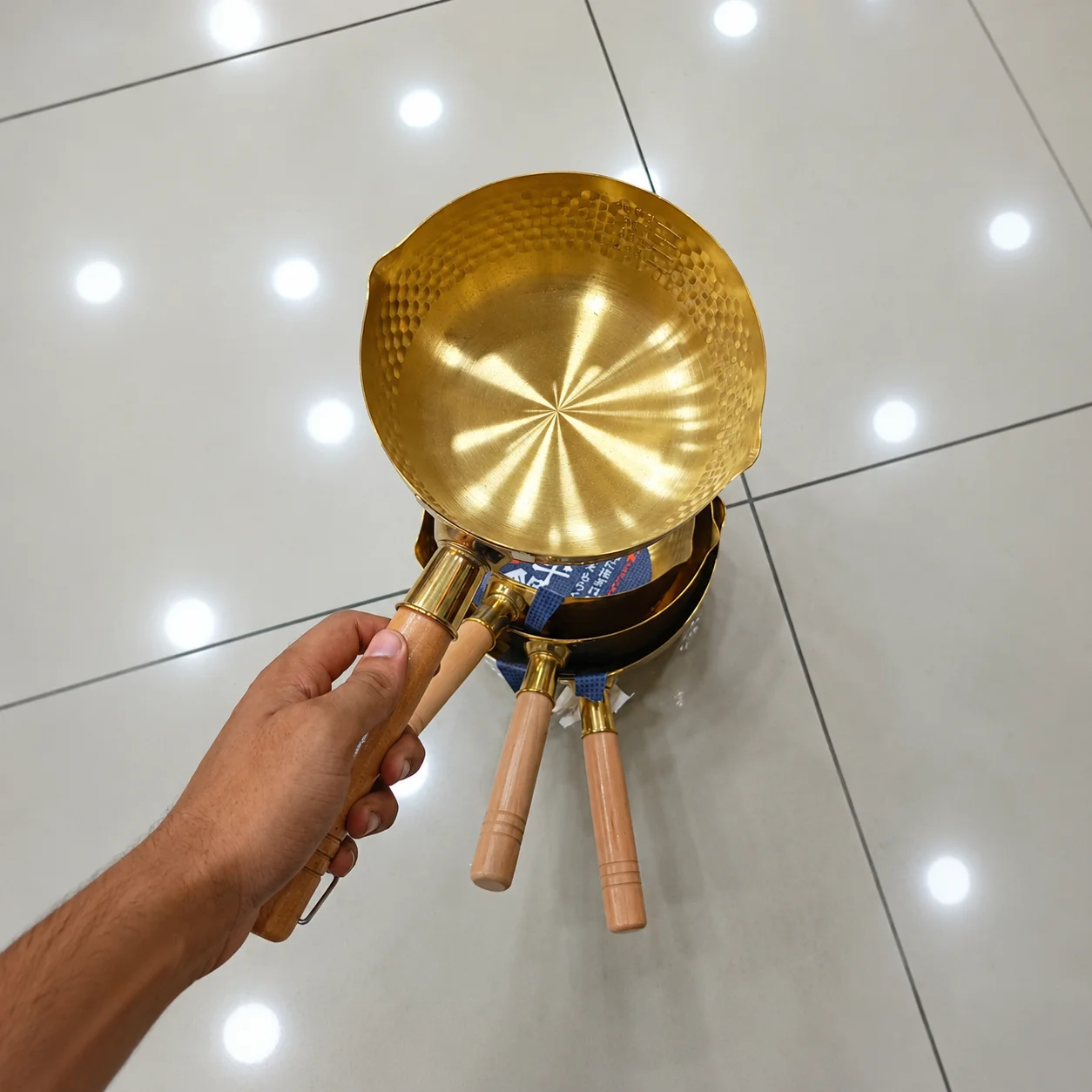 golden saucepan 4