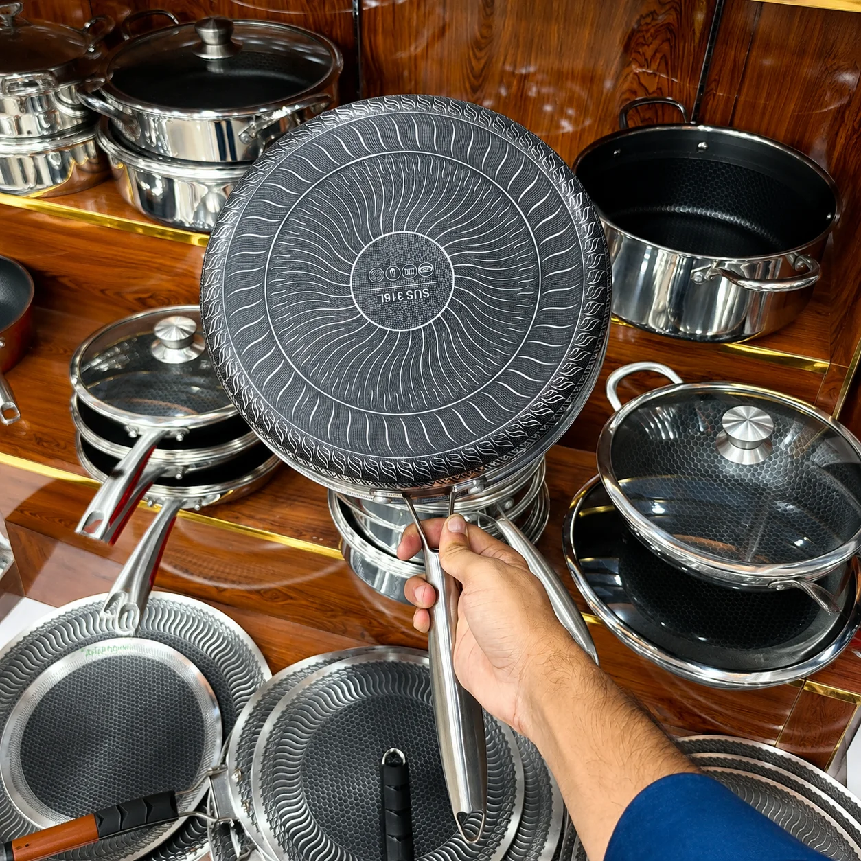 new design shallow frypan 3
